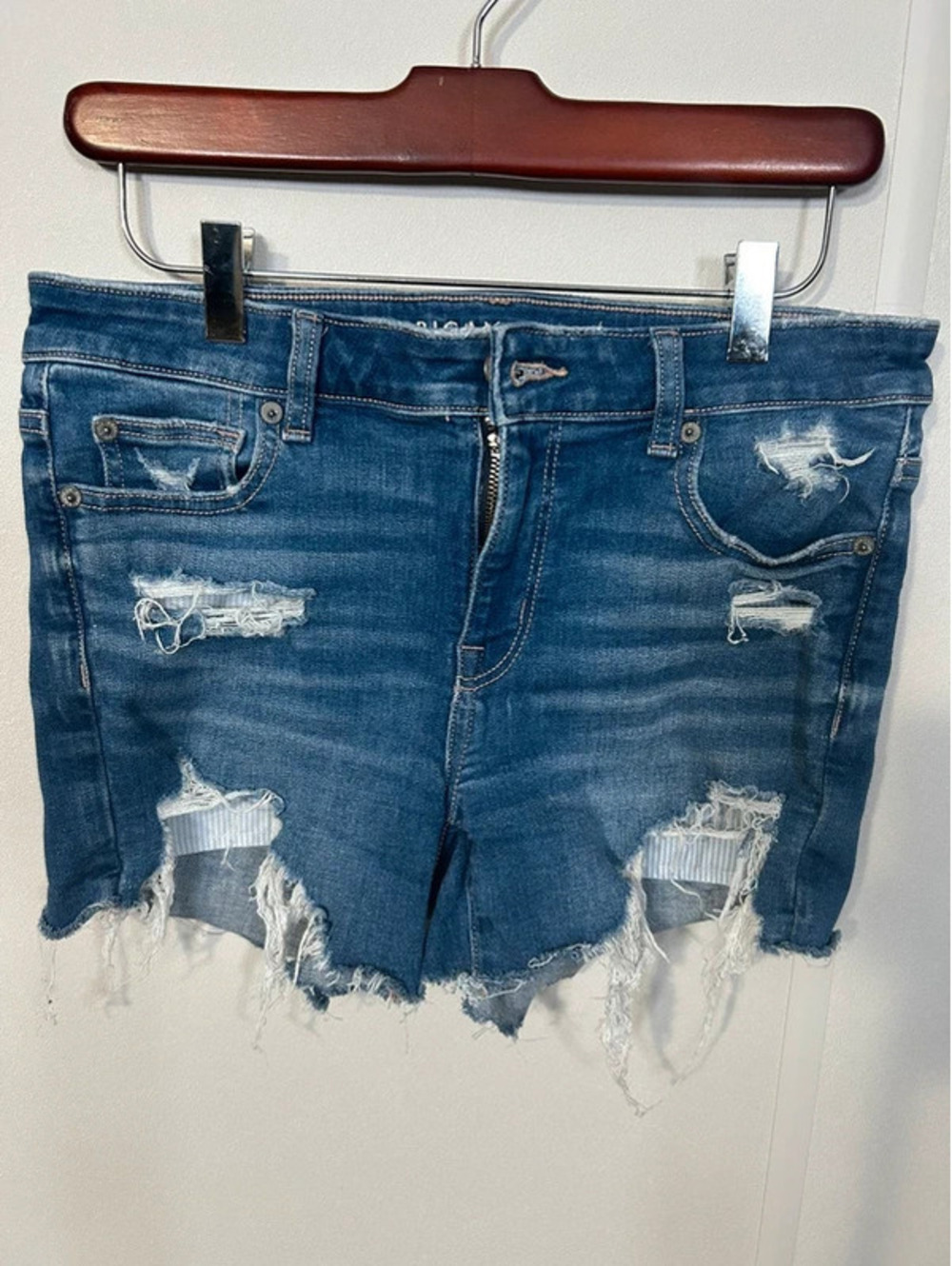 American Eagle Denim Shorts Size 4 Midi Distressed Ripped Cutoff Blue